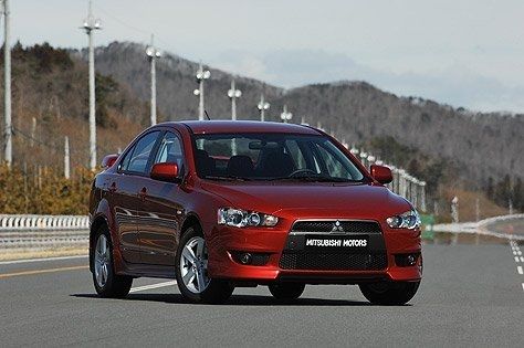 Mitsubishi  Lancer Седан класса C - фото 0