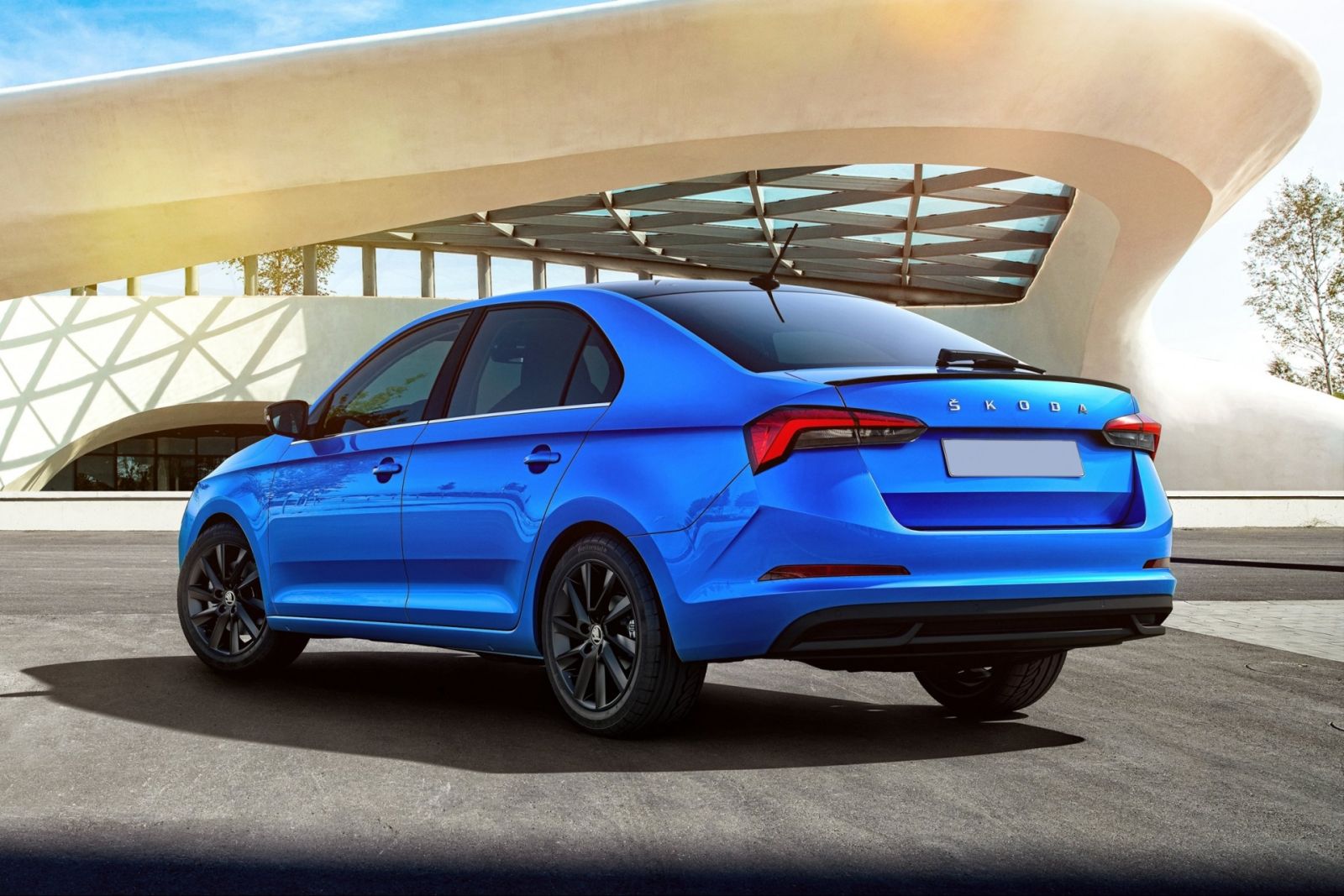 Skoda  Rapid Лифтбек класса B - фото 1